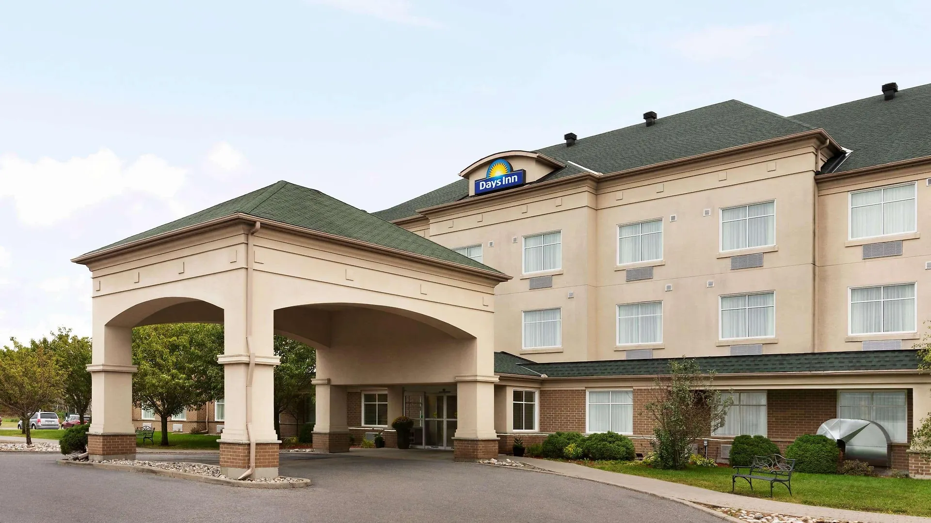 Hotel Days Inn By Wyndham Ottawa Airport