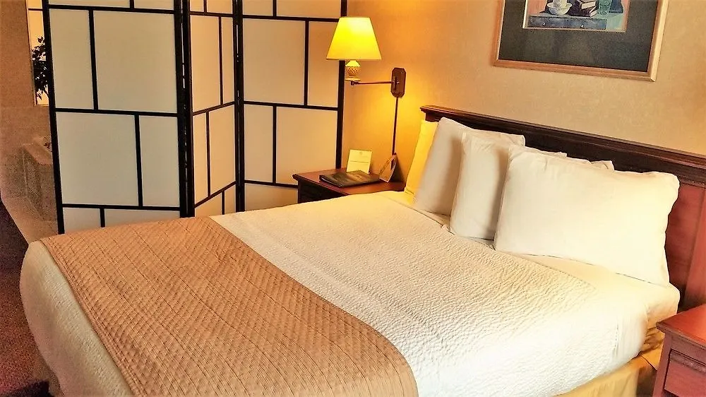 *** Hotel Days Inn By Wyndham Ottawa Airport Canada