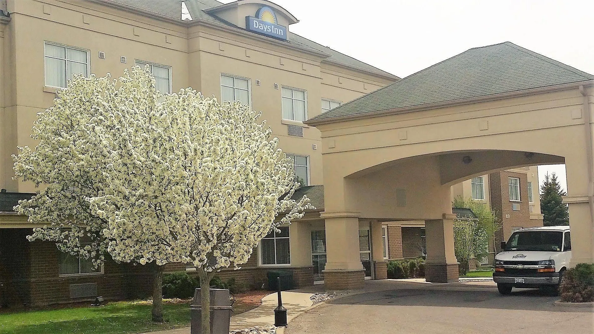 Days Inn By Wyndham Ottawa Airport 3*,  Canada